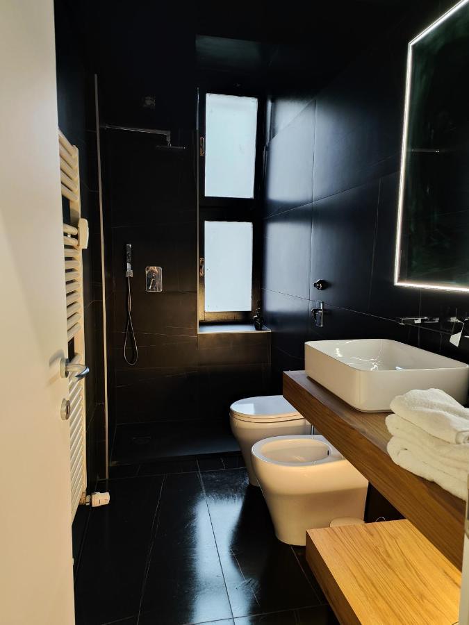 Designed Pop Apartment 2 Bedrooms, 2 Baths In Milan Center - Wifi, Ac, Steps From Subway M1 And M2, Central Station And Airport Connected Екстер'єр фото