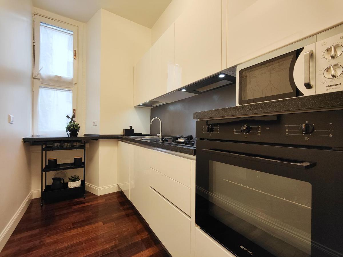 Designed Pop Apartment 2 Bedrooms, 2 Baths In Milan Center - Wifi, Ac, Steps From Subway M1 And M2, Central Station And Airport Connected Екстер'єр фото